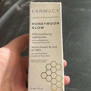 Farmacy Honeymoon  Glow